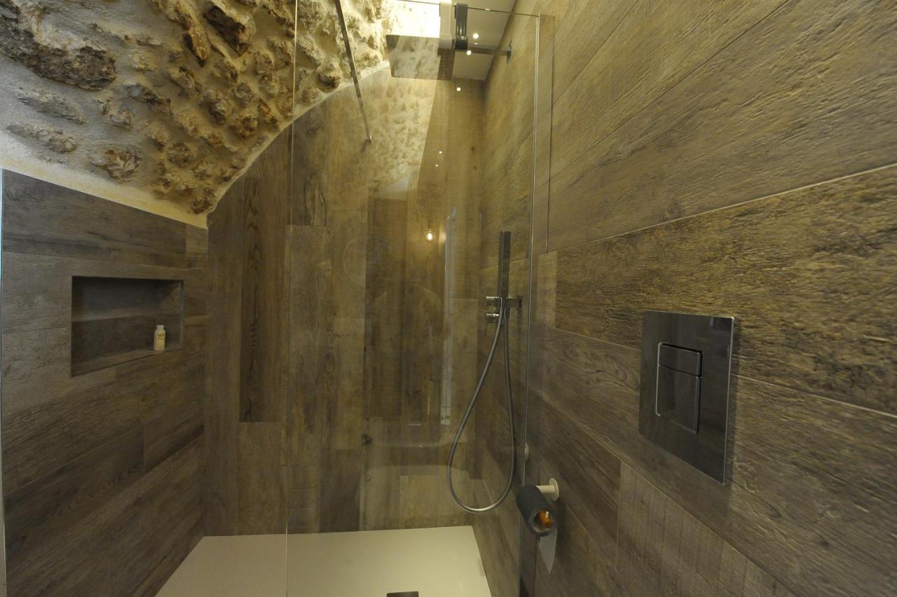 Pietrabianca Santa Maria Apartments มันเฟรโดเนีย ภายนอก รูปภาพ